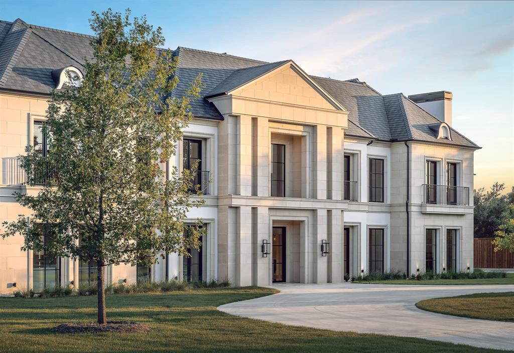 5216 Palomar Lane