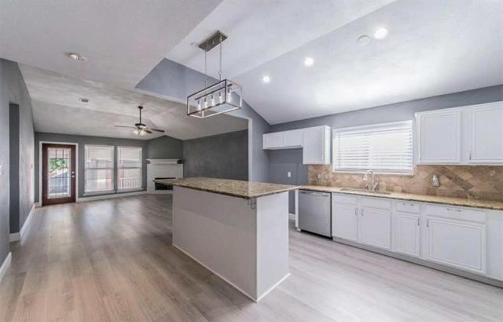 1841 Cedar Tree Drive