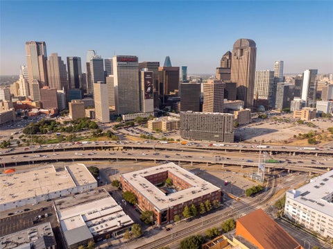 Photo of 2502 Live Oak Street #329, Dallas, TX 75204 (MLS # 21387521)