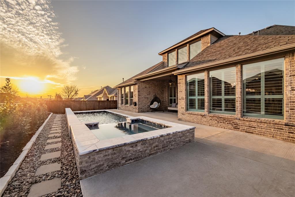 Canyon Falls - Residential