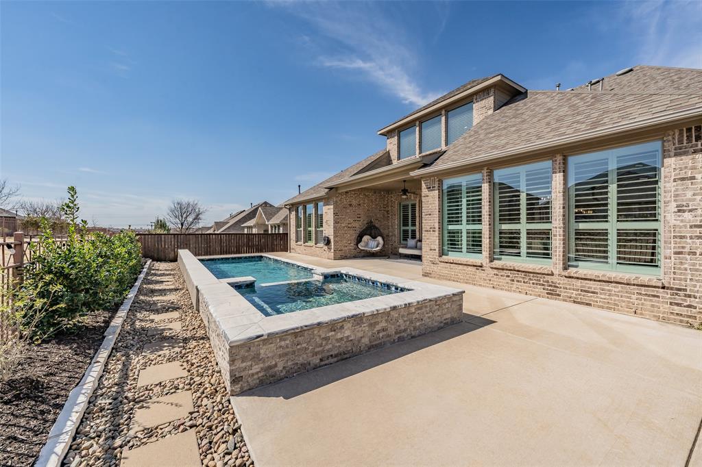 Canyon Falls - Residential