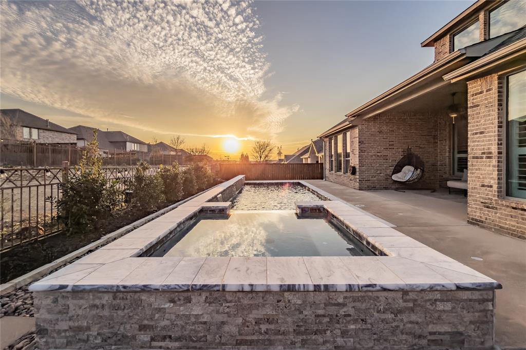 Canyon Falls - Residential