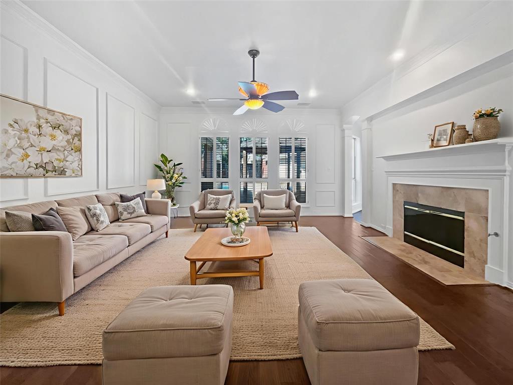 2206 Hunter Place Lane