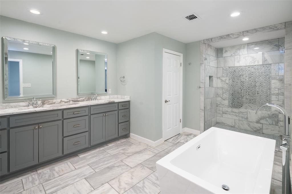 4039 Myerwood Lane