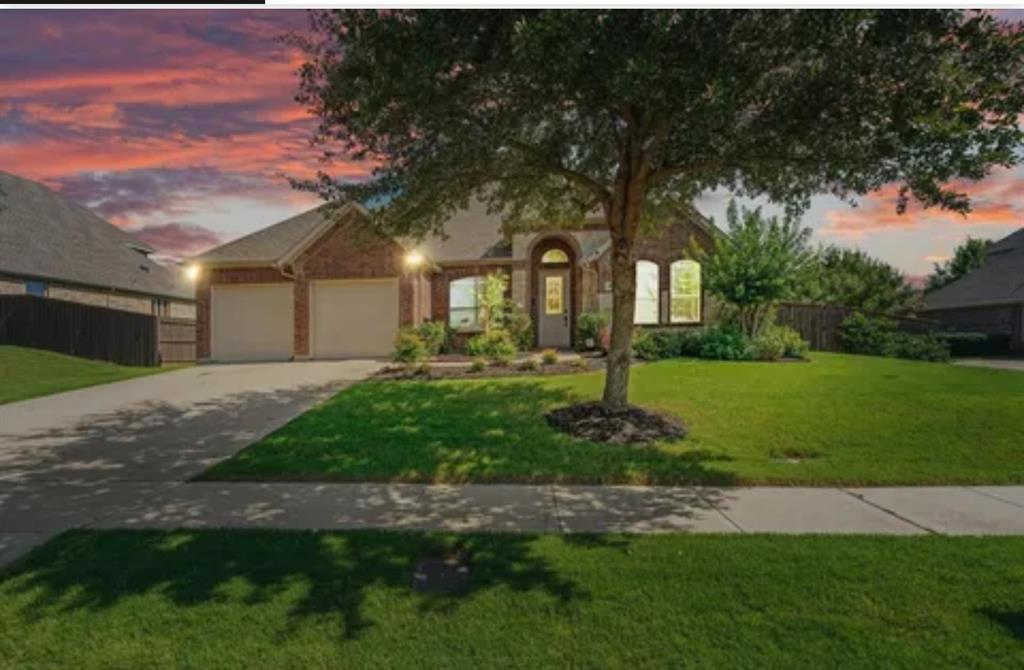1104 Killian Drive