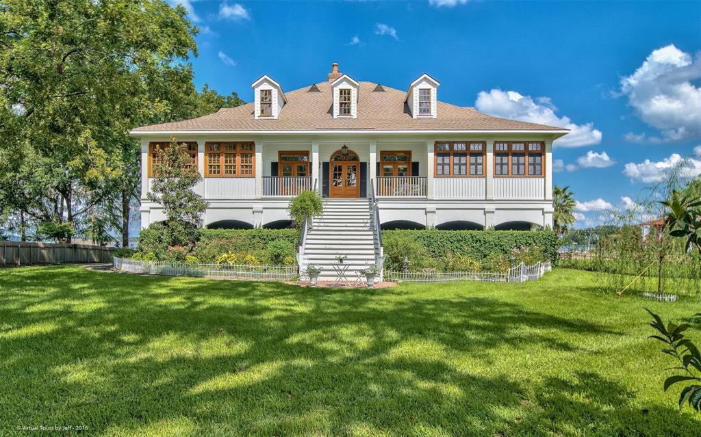 7334 Saybrook Circle