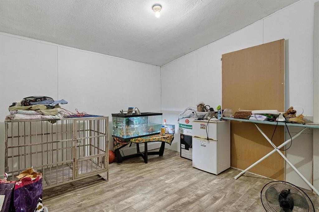 Wills Point, Texas 75169, United States, 3 Bedrooms Bedrooms, ,2 BathroomsBathrooms,Residential,Active,215168