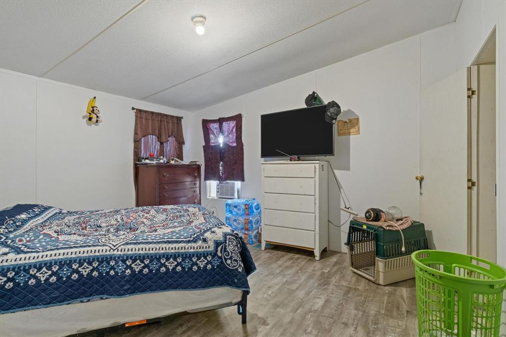 Wills Point, Texas 75169, United States, 3 Bedrooms Bedrooms, ,2 BathroomsBathrooms,Residential,Active,215168