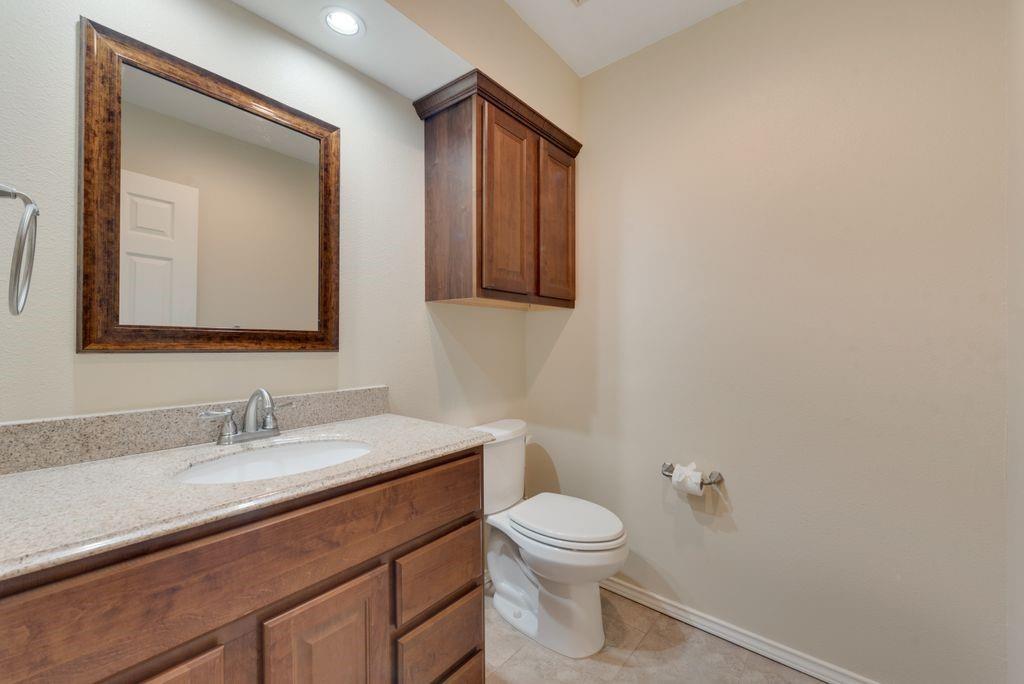 Forest Point Twnhms Condo Ph 01-02 - Residential Lease