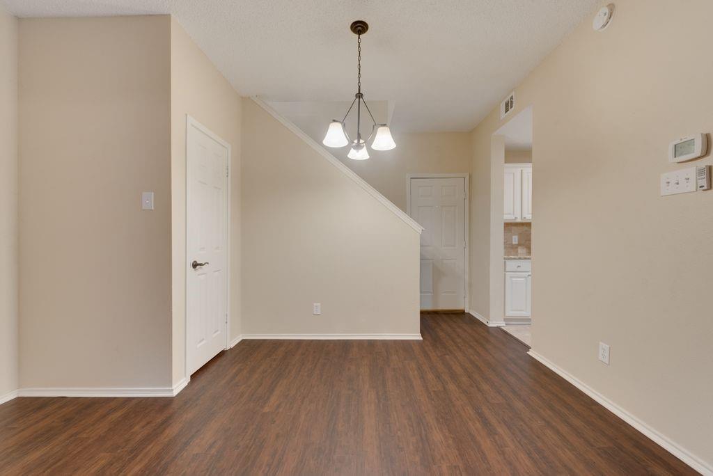 Forest Point Twnhms Condo Ph 01-02 - Residential Lease