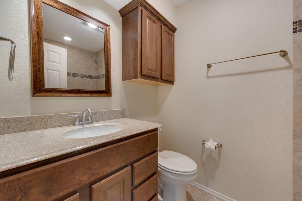 Forest Point Twnhms Condo Ph 01-02 - Residential Lease