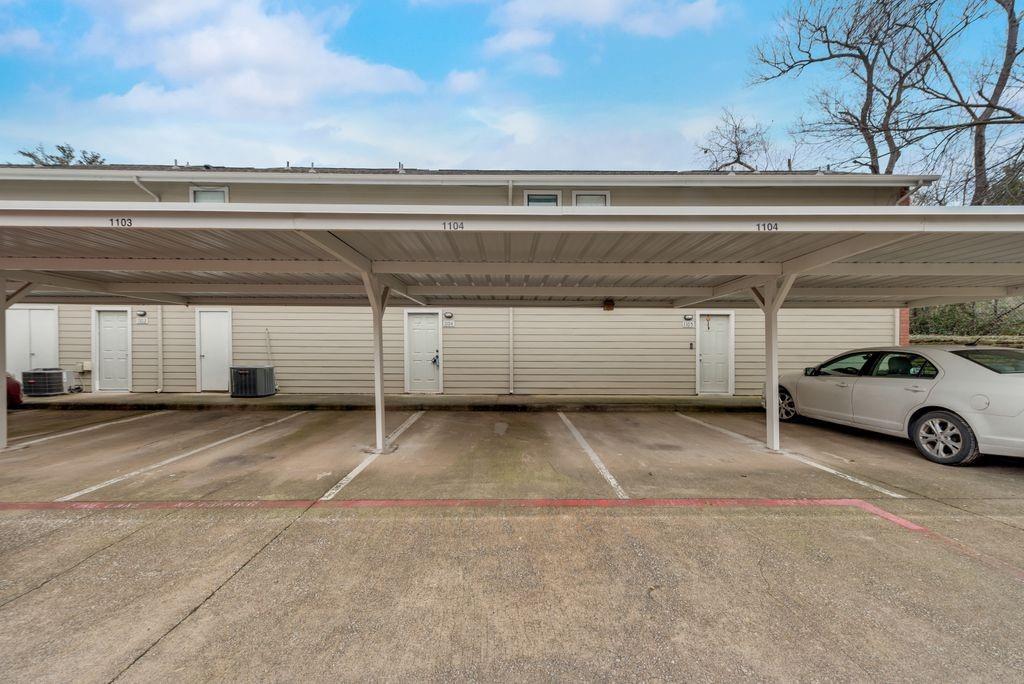 Forest Point Twnhms Condo Ph 01-02 - Residential Lease