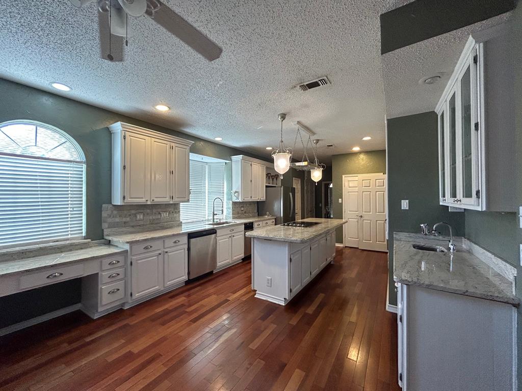 Oakwood Glen Third Sec - Residential Lease