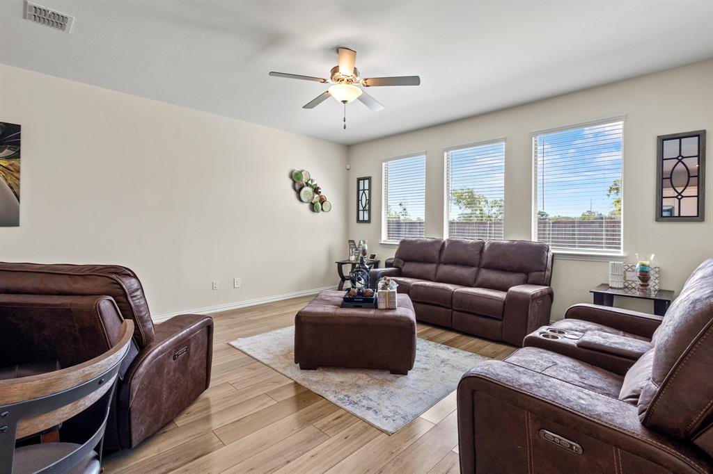 Trinity Xing Ph 5b - Residential