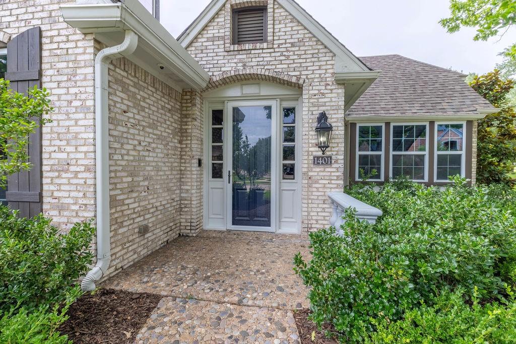 1401 Chesapeake Drive