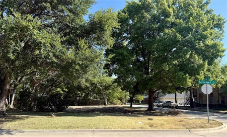 5100 Collinwood Avenue Fort Worth TX 76107