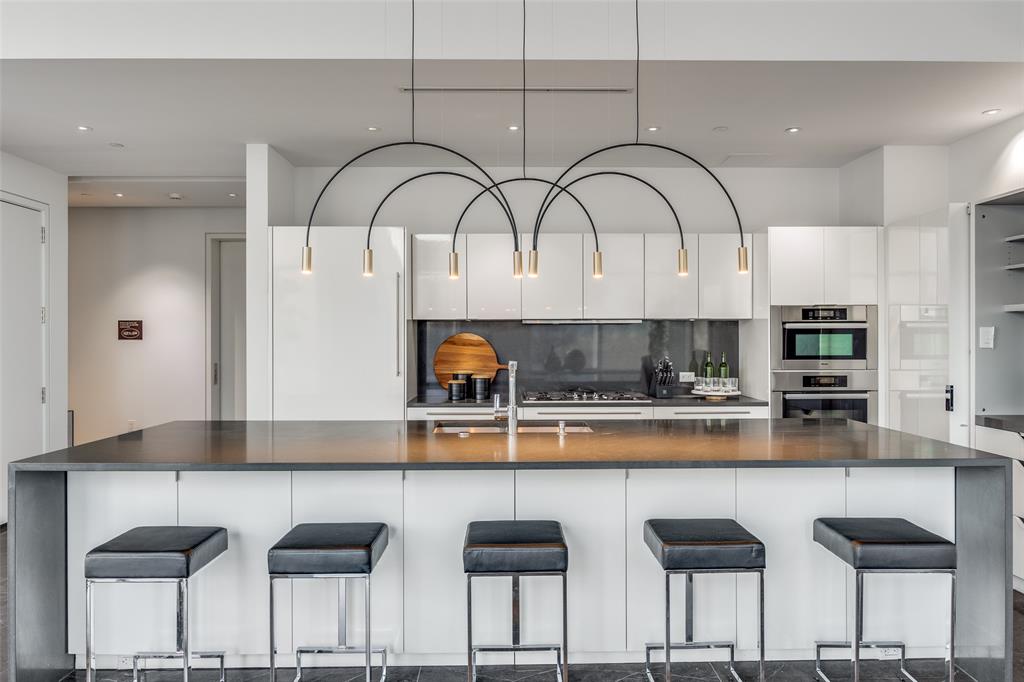 Museum Tower - Residential