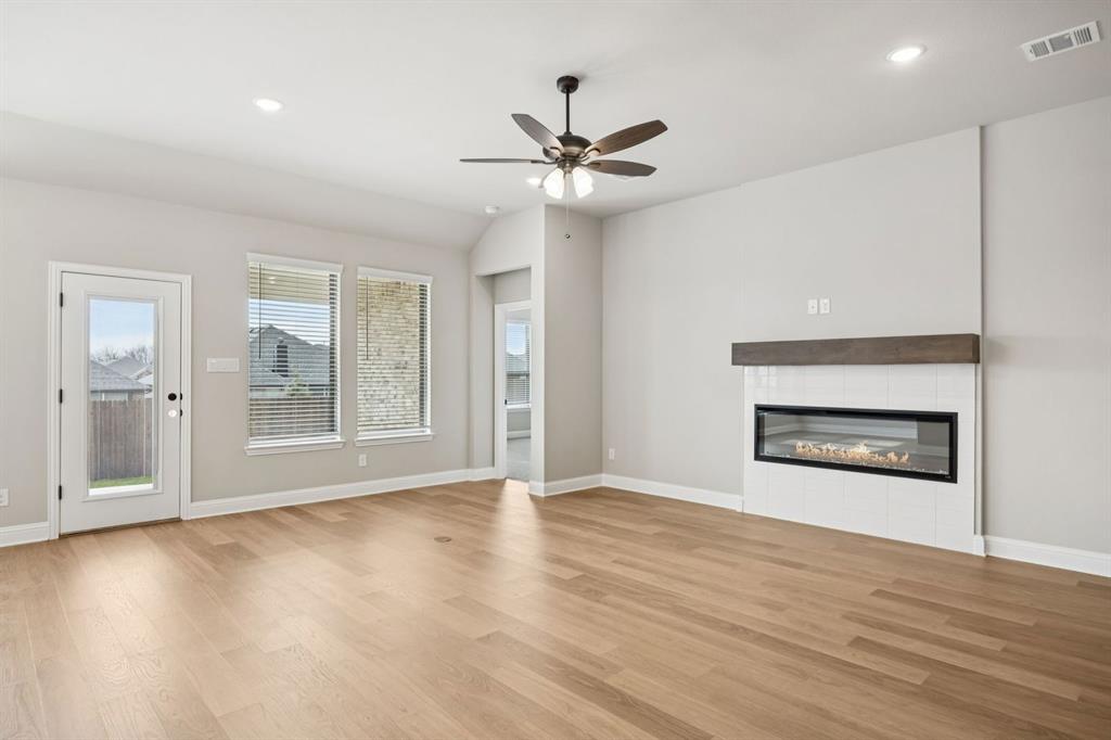 Summer Crest - Residential