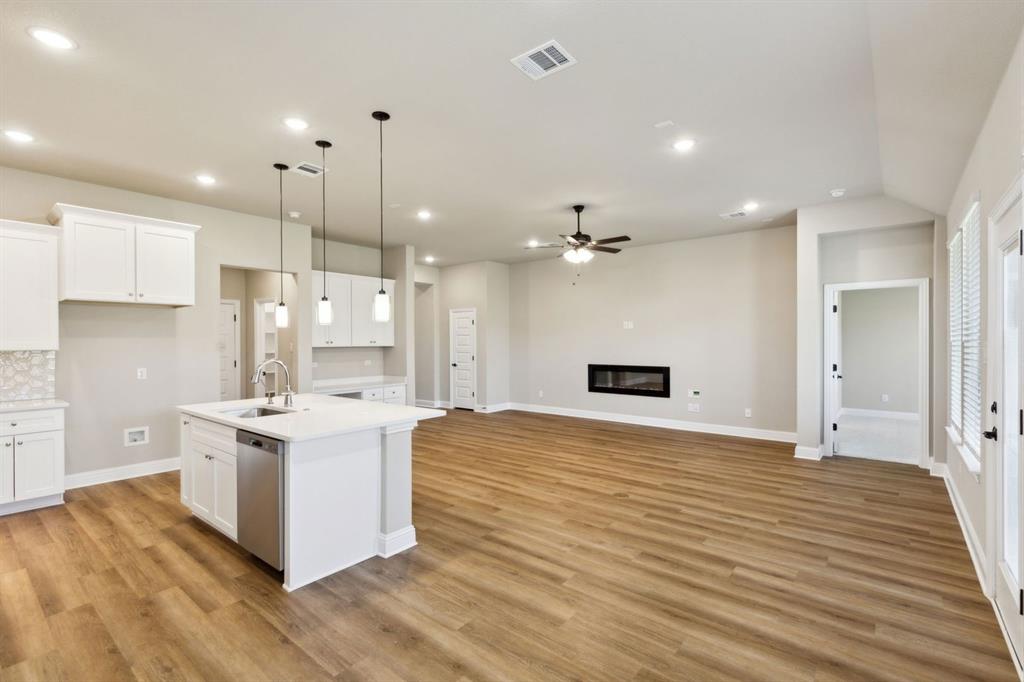 Summer Crest - Residential