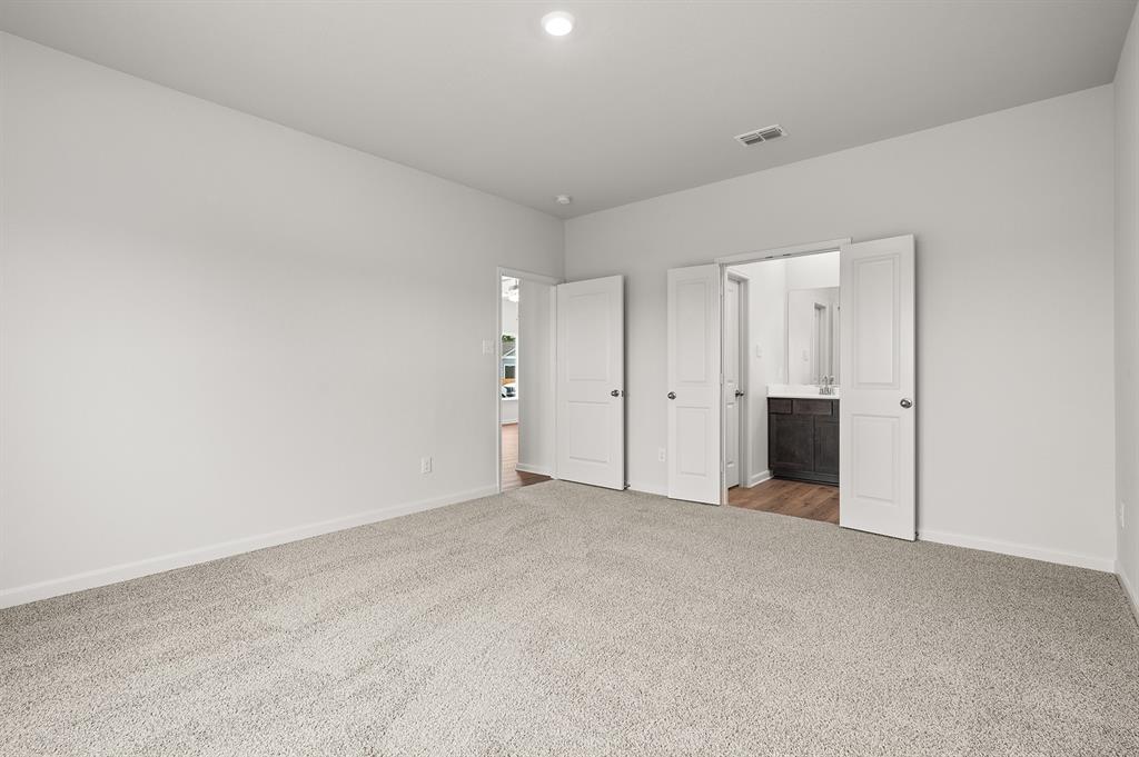 8405 White Wolf Trail