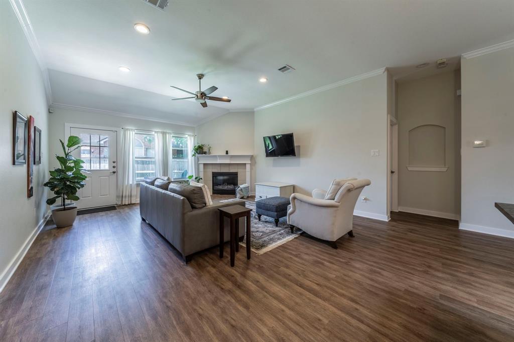 1463 Lockwood Drive