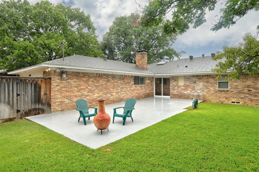 9424 Hunters Creek Drive