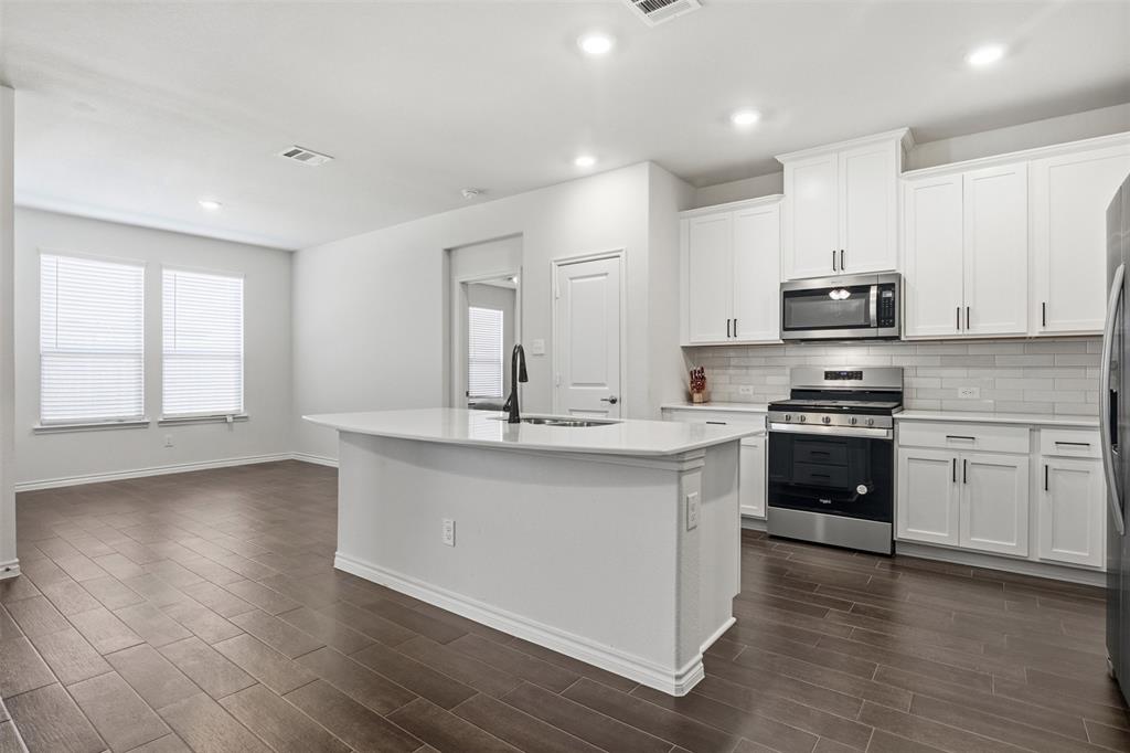 10313 Fountain Gate Street