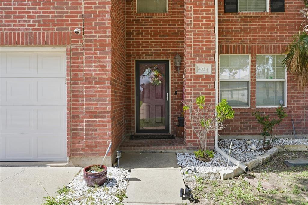9024 Penny Lane