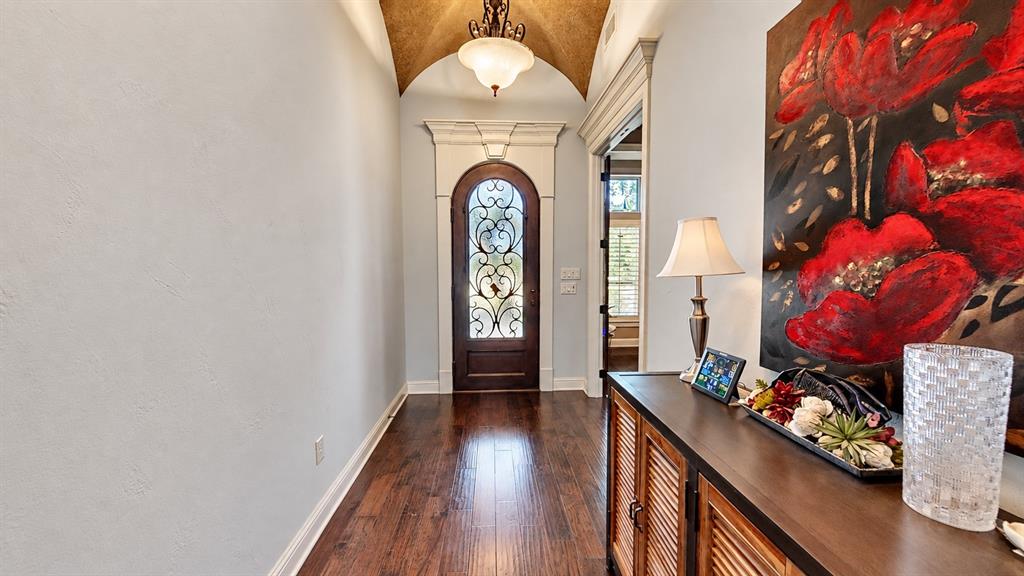 1729 Bent Tree Court