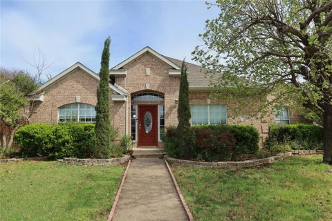Photo of 2816 Kings Gate Drive, Carrollton, TX 75006 (MLS # 21330217)