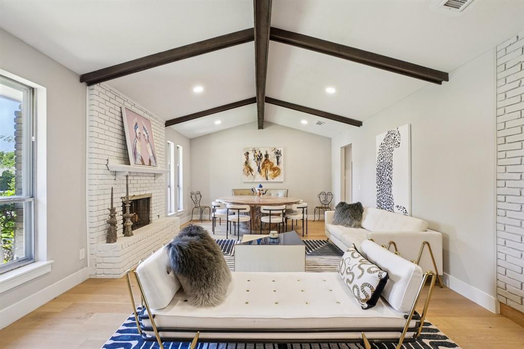 2233 Parkhaven Drive