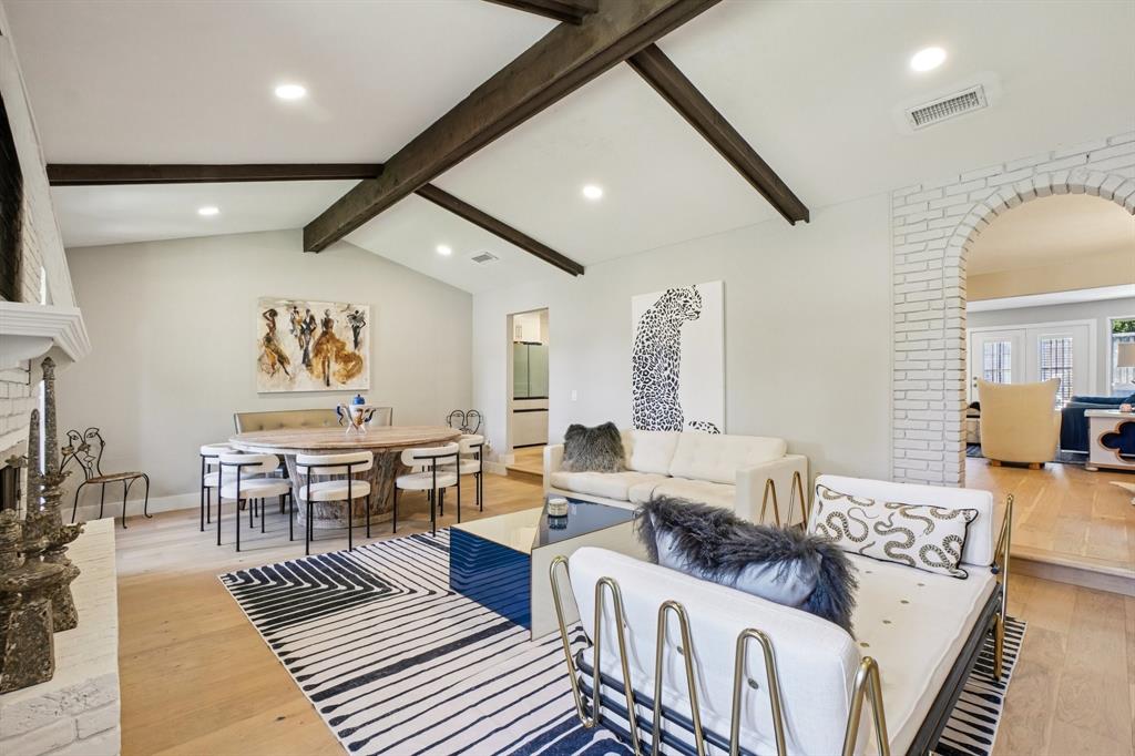 2233 Parkhaven Drive