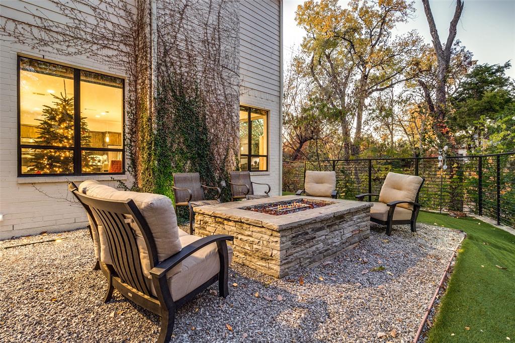 Chantilly Island - Residential