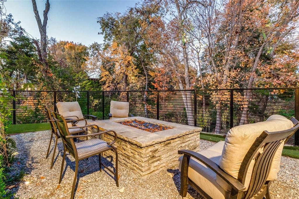 Chantilly Island - Residential