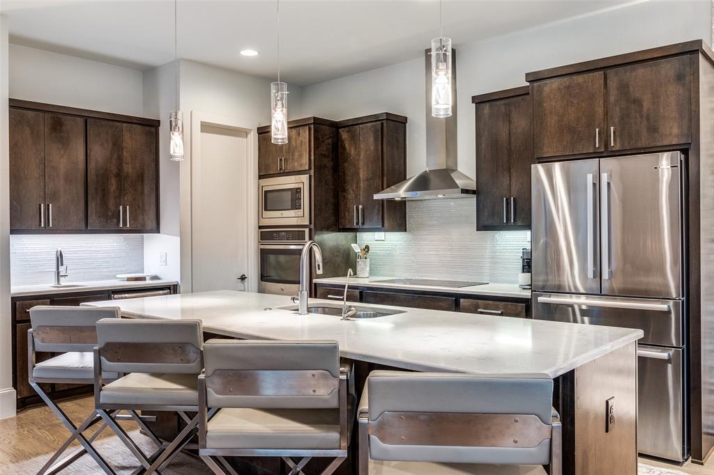 Chantilly Island - Residential