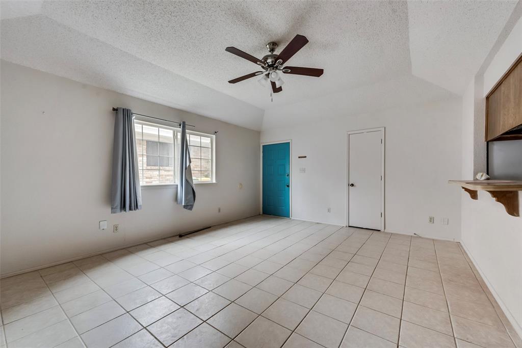 411a S Las Vegas Trail