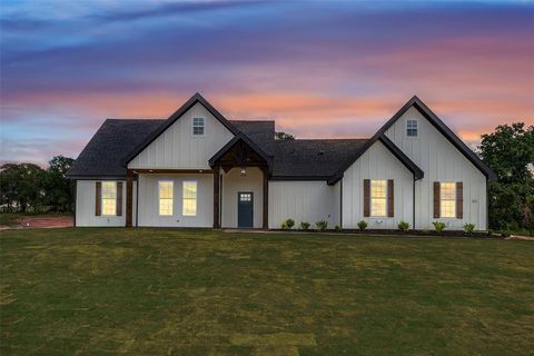 332 Jonny Boy Way Springtown TX 76082