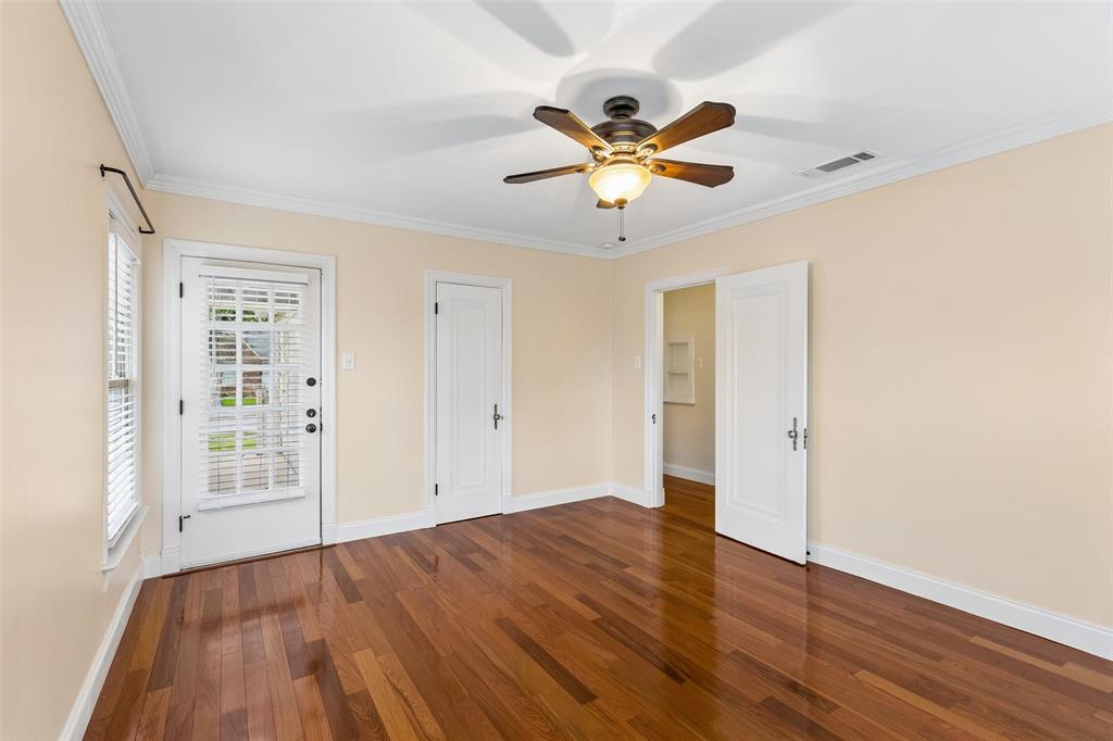 Kessler Plaza - Residential