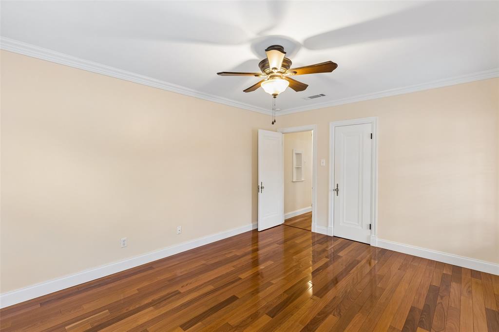 Kessler Plaza - Residential
