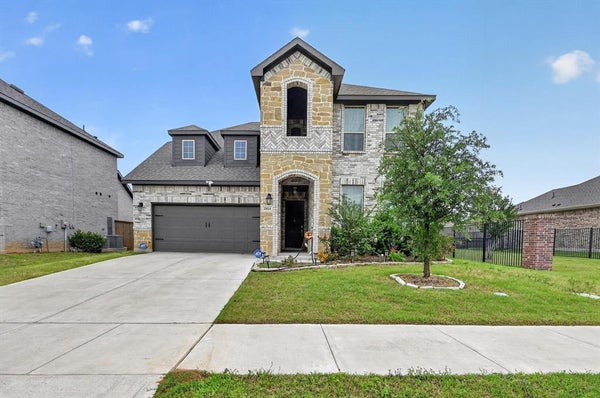 2814 GRAND LOOKOUT LN, ARLINGTON, TX 76001 - Image e11bd37b62dabe9eb3e5d2d242717ec9/2445993702