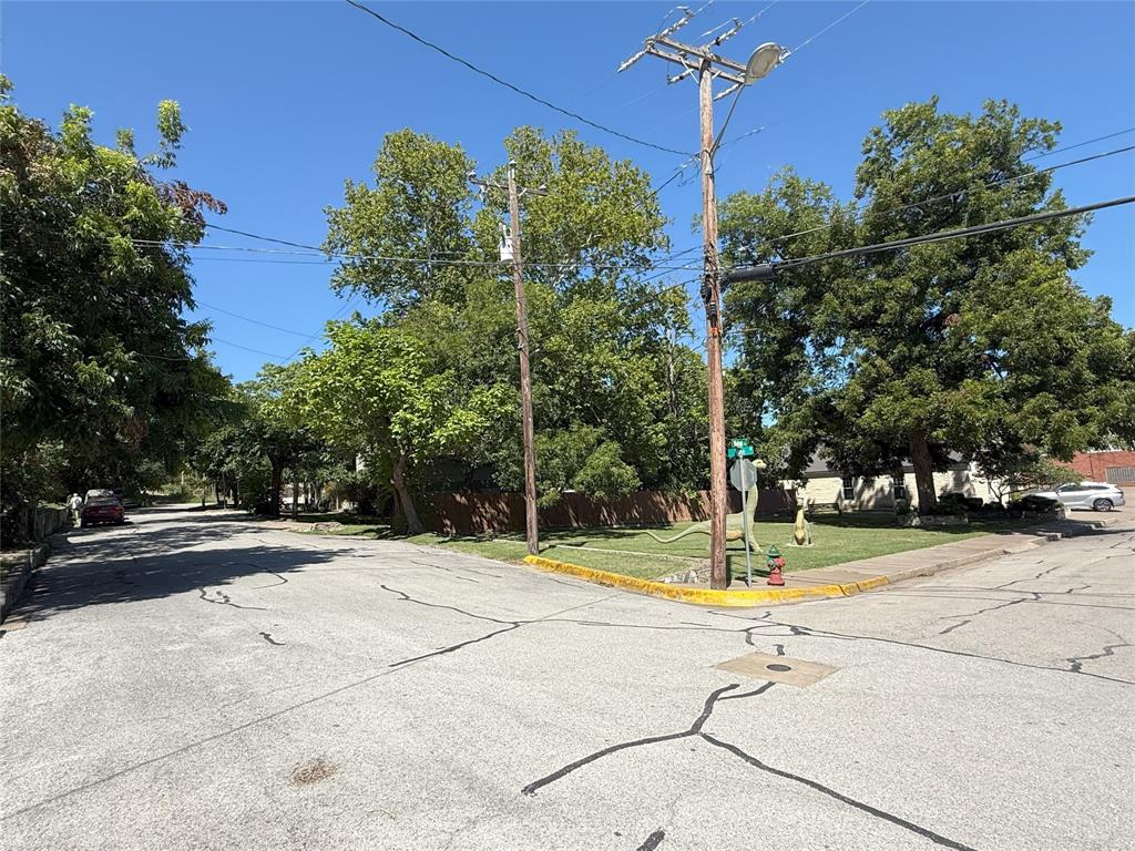 206 Vine Street