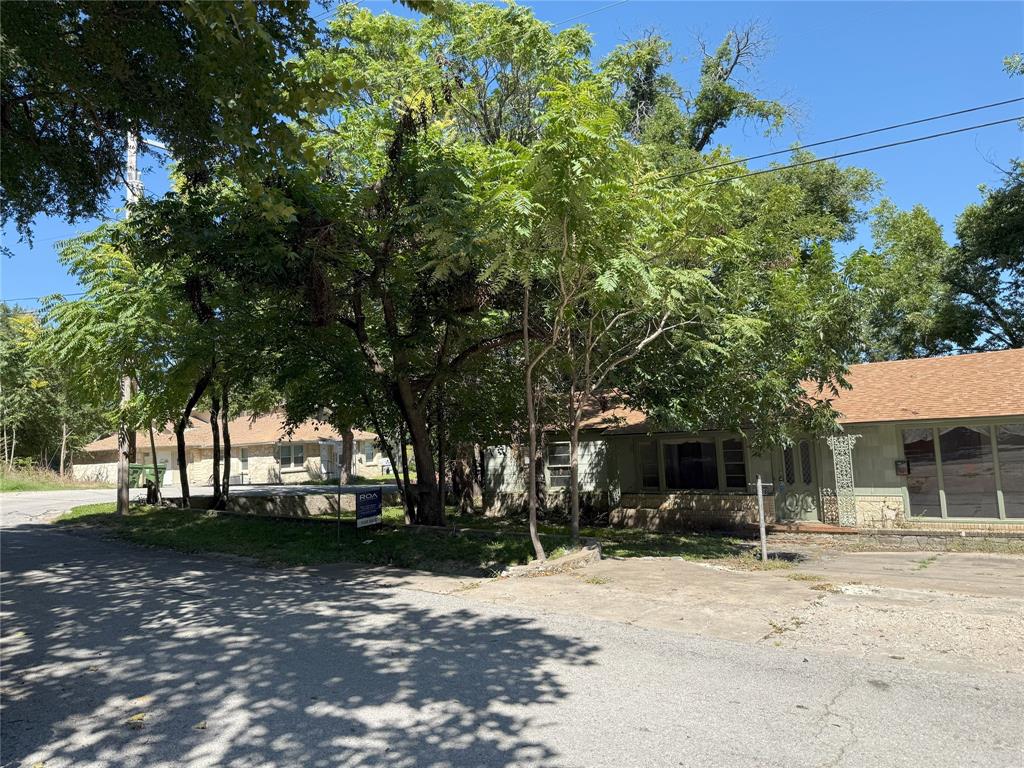 206 Vine Street