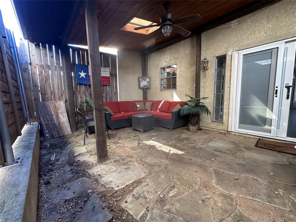 Cole Ave Condo 3919 - Residential Lease