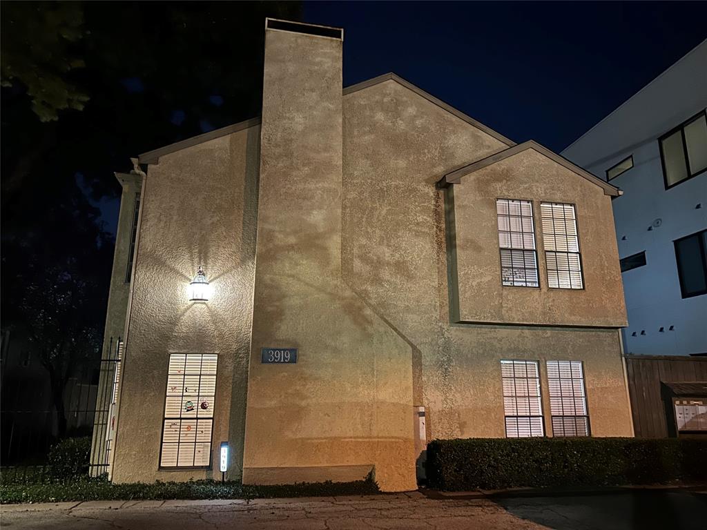 Cole Ave Condo 3919 - Residential Lease