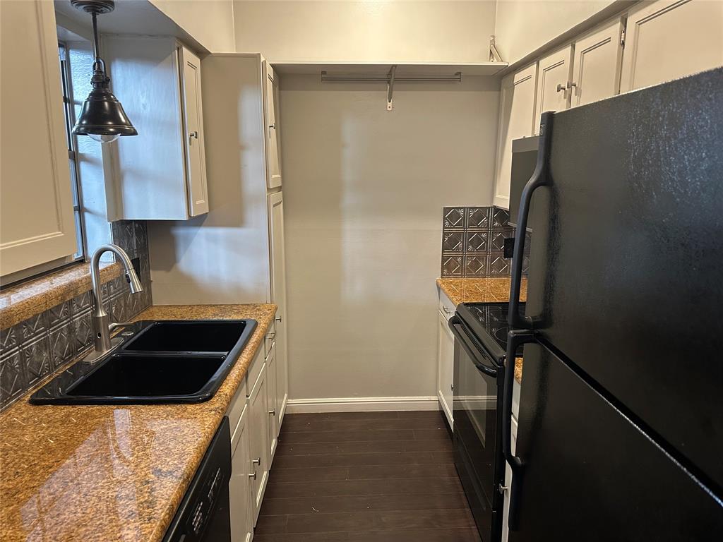 Cole Ave Condo 3919 - Residential Lease