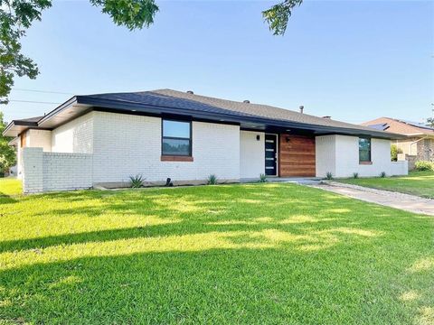 2760 N Hillbrier Circle Plano TX 75075