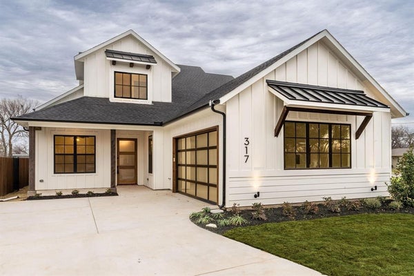 317 TRAVIS ST, ROANOKE, TX 76262 - Image e12b1ca864ecbb2e010bdf8ef6bef5d8/2649598687