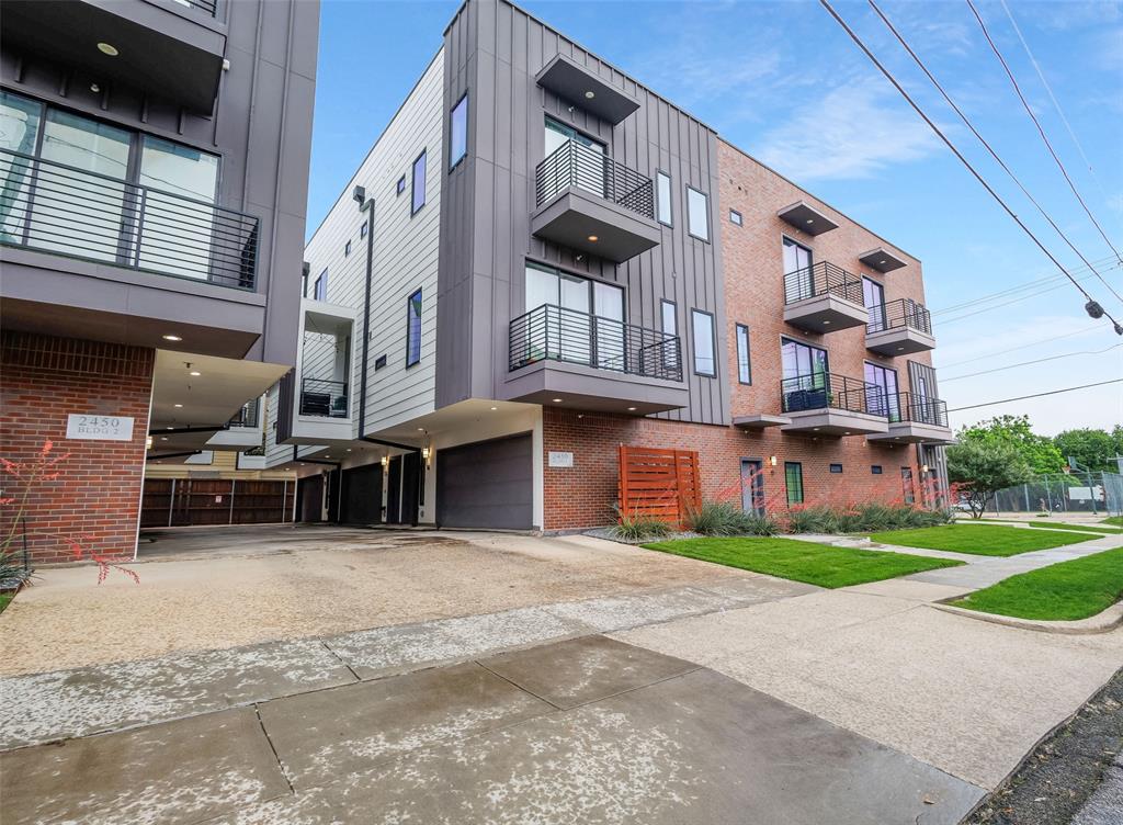 Row Belmont Garrett - Residential