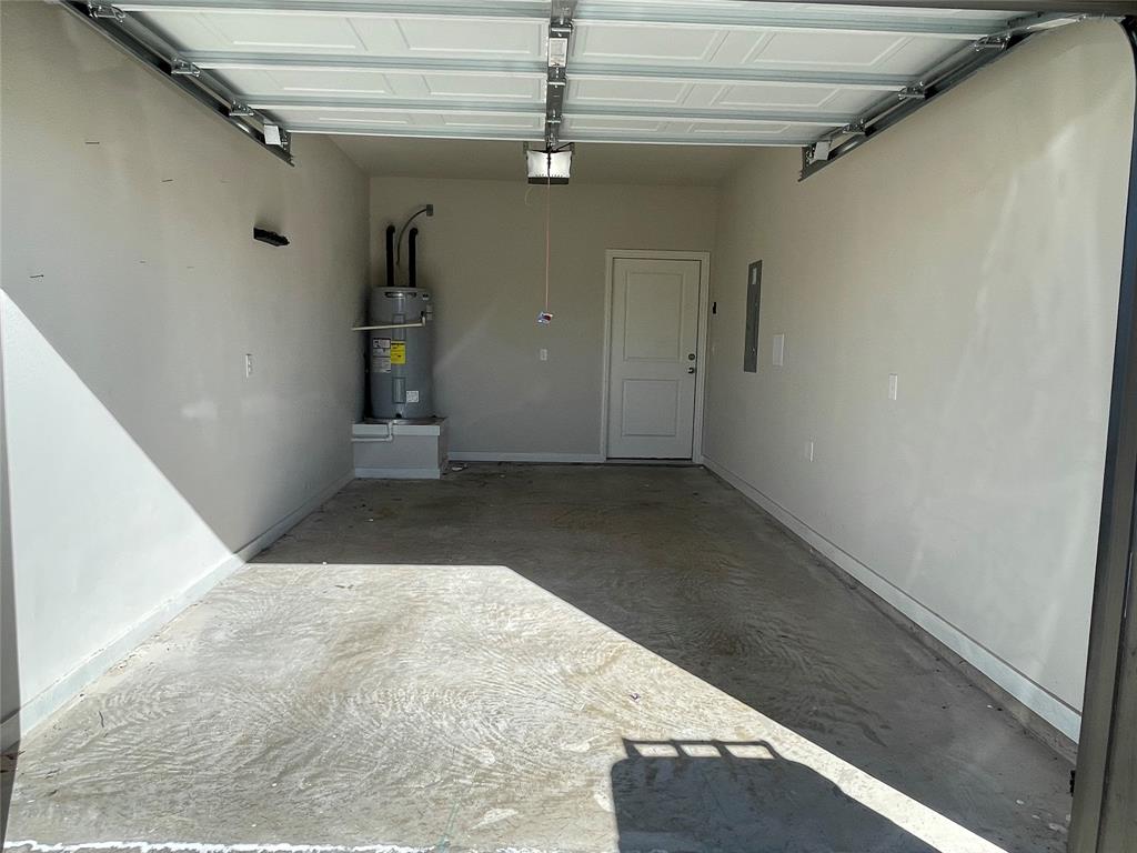 THE GROVE ADDITION - Residential Lease