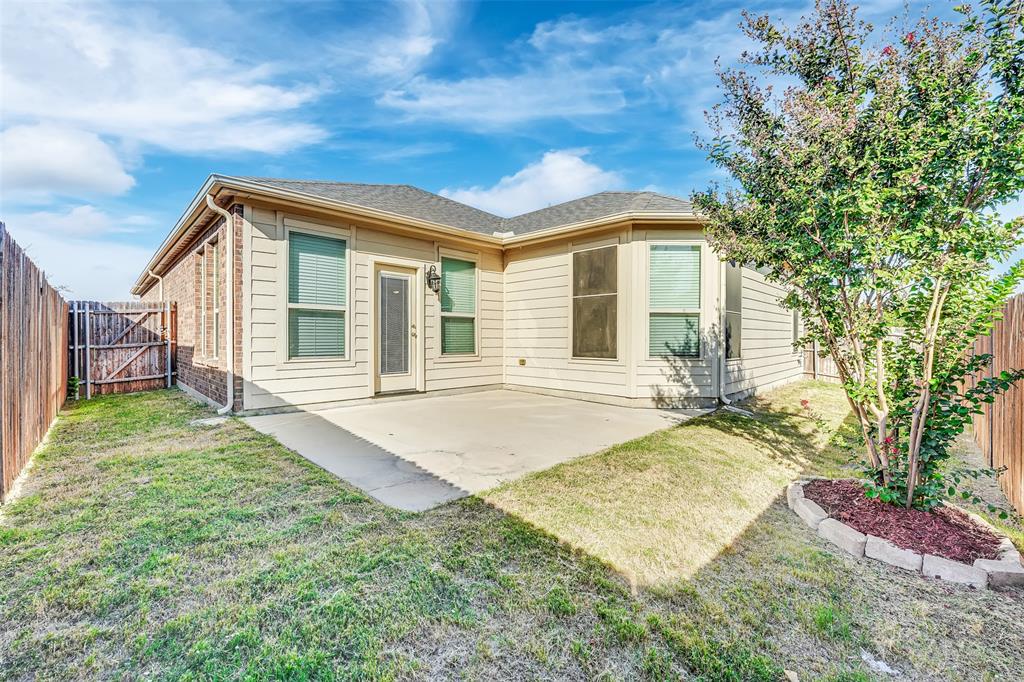 TRAILS OF FOSSIL CREEK PH I BLOCK HH LOT 27 - Residential Lease